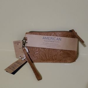 American Leather Co Charger Wristlet Cafe